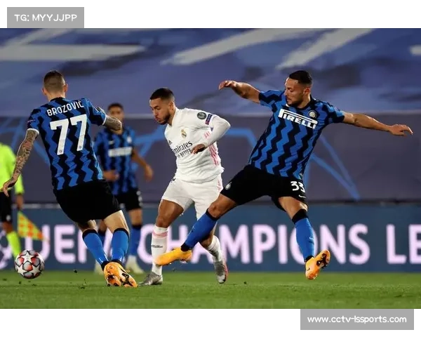 欧冠足球学校助力青少年成长推动培训体系完善与全面发展